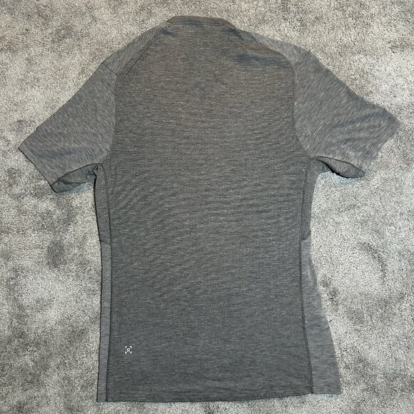 Lululemon Heather Gray Performance Short Sleeve Shirt Mens Small Stretch - Picture 6 of 10